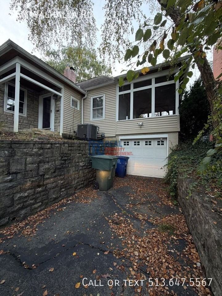 550 Walhalla Rd - Photo 2 of 37