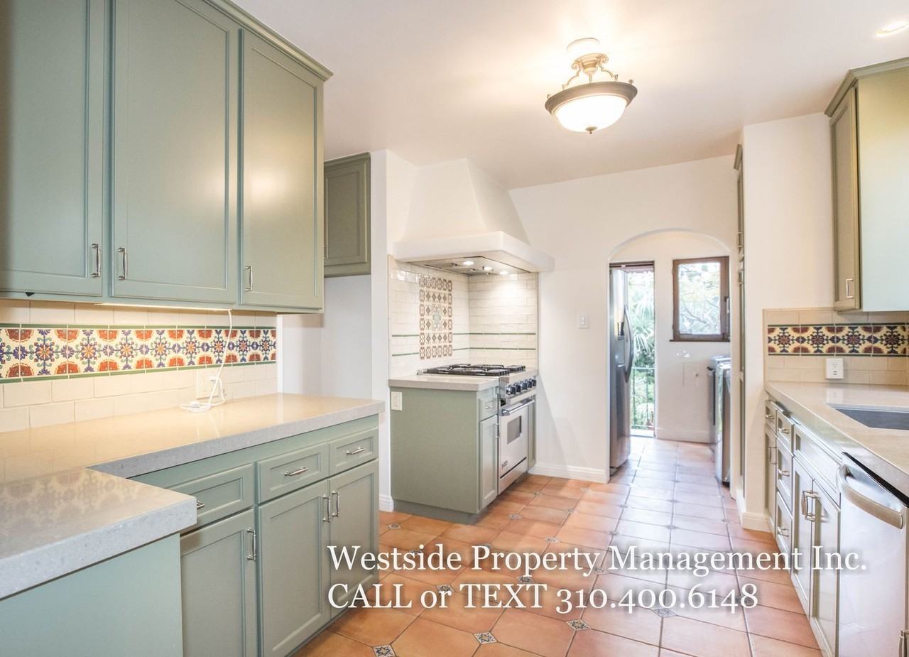 1140 Franklin St - Photo 2 of 26