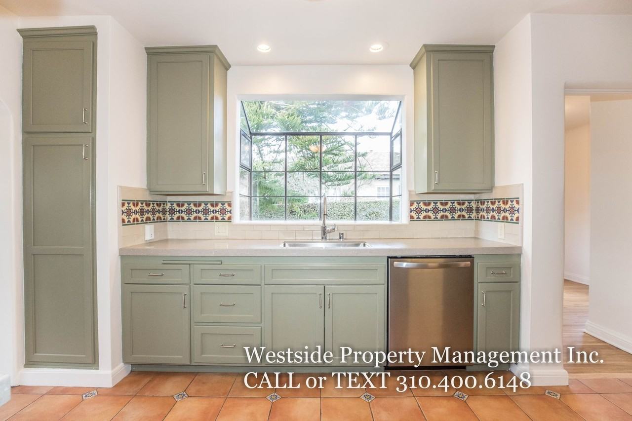1140 Franklin St - Photo 4 of 26