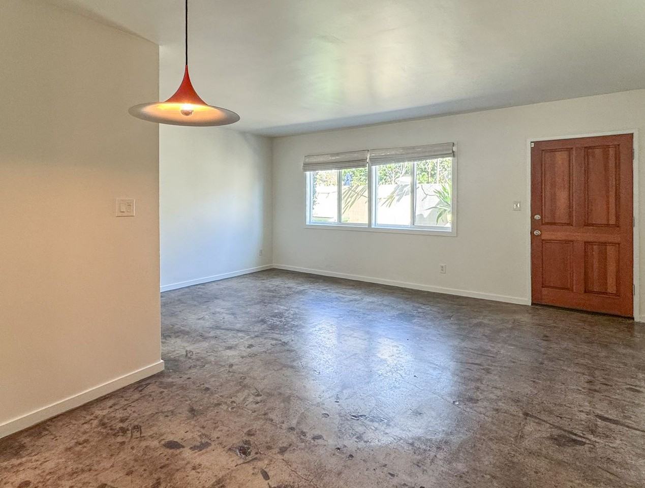 535 Brooks Ave #2 - Photo 5 of 17