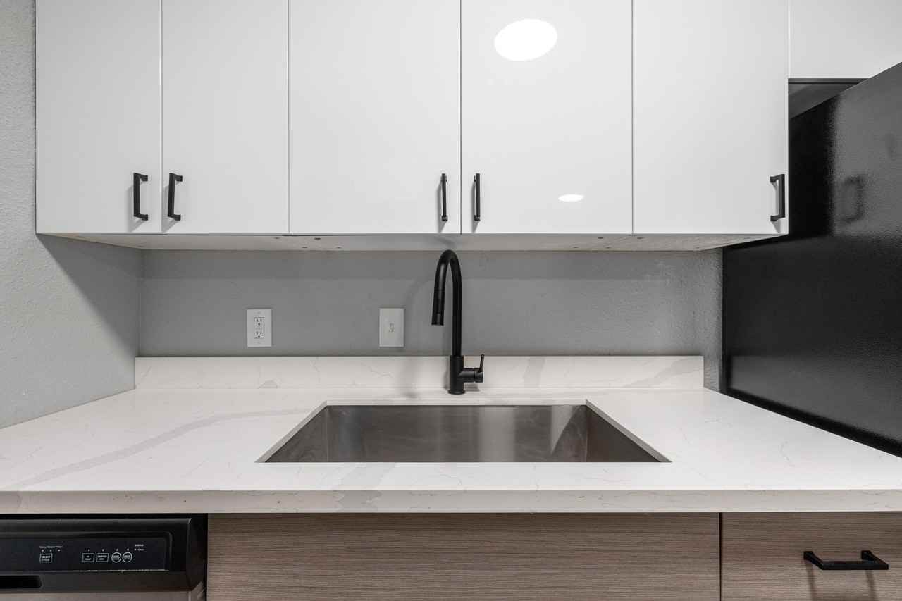 50 Devon Ct #A7 - Photo 2 of 11