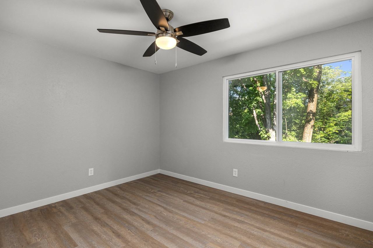 50 Devon Ct #A7 - Photo 6 of 11