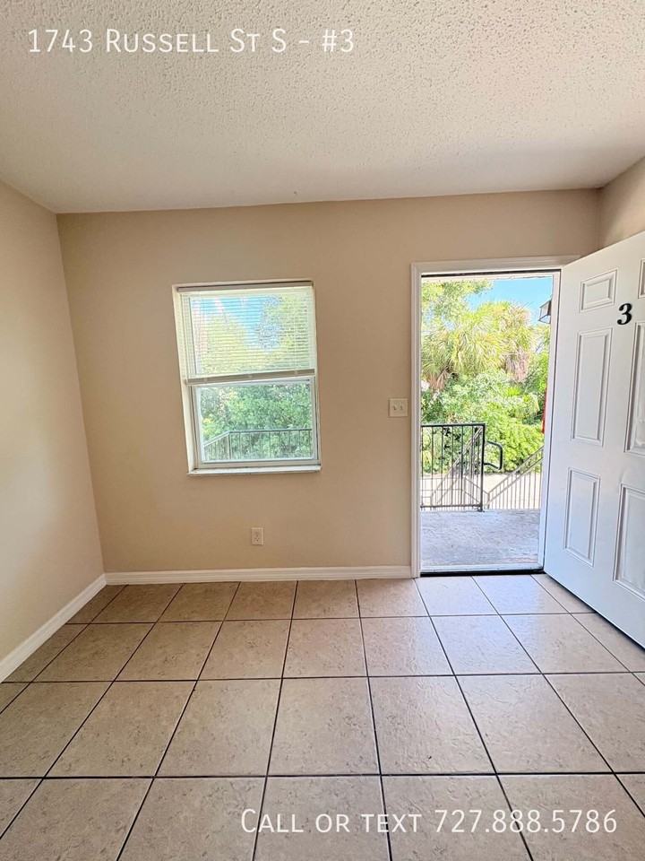 1743 Russell St S #3 - Photo 6 of 26