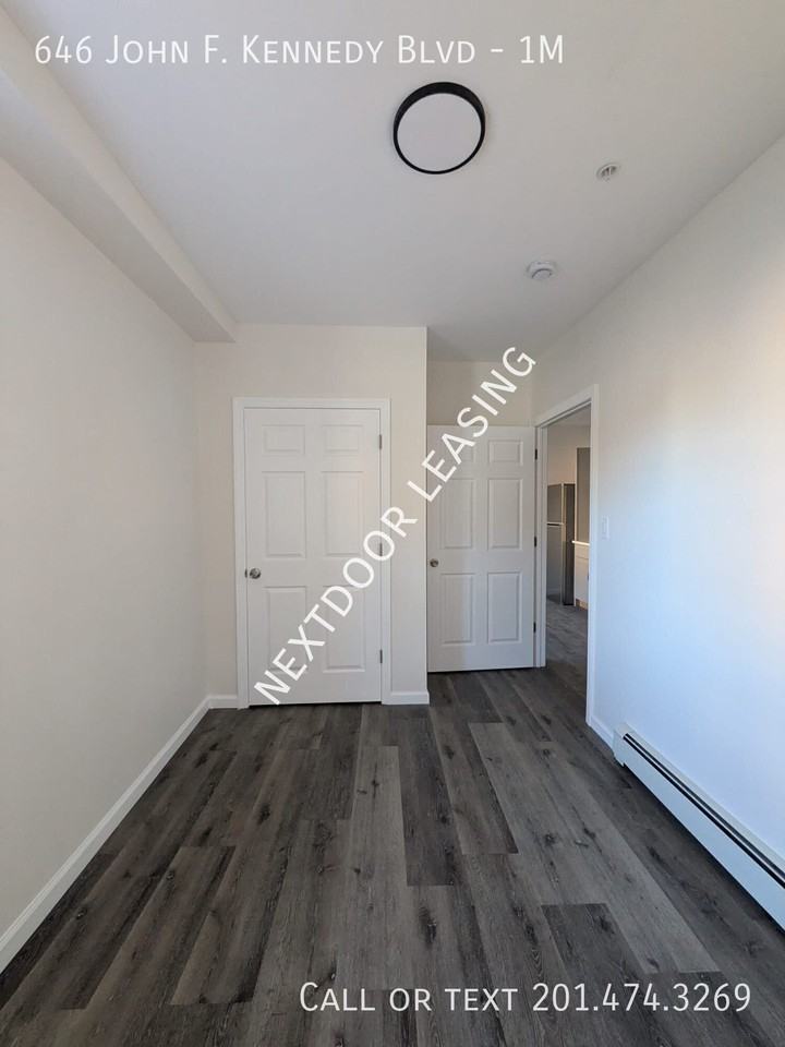 646 Kennedy Blvd #1M - Photo 6 of 8