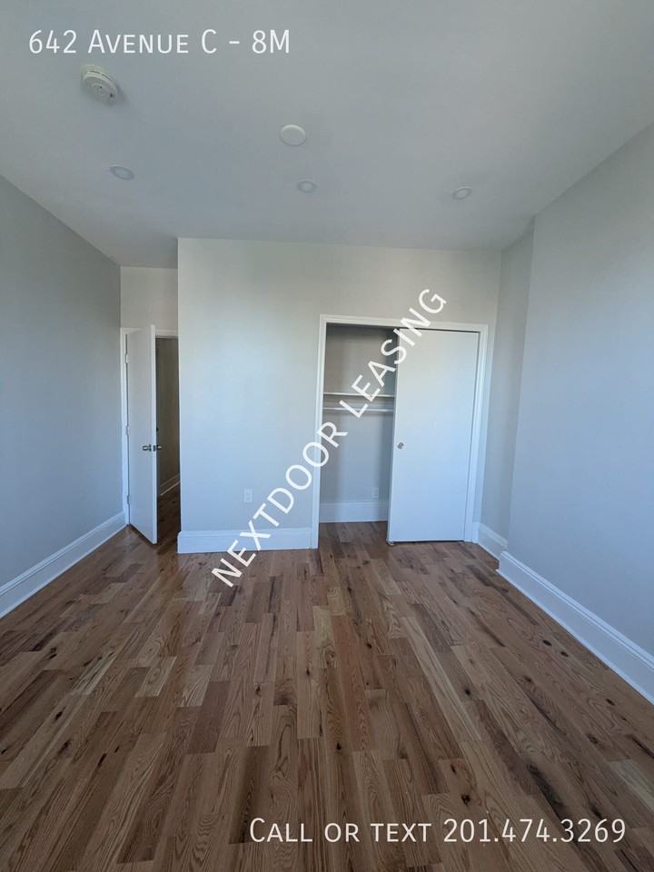 642 Avenue C #8M - Photo 7 of 10