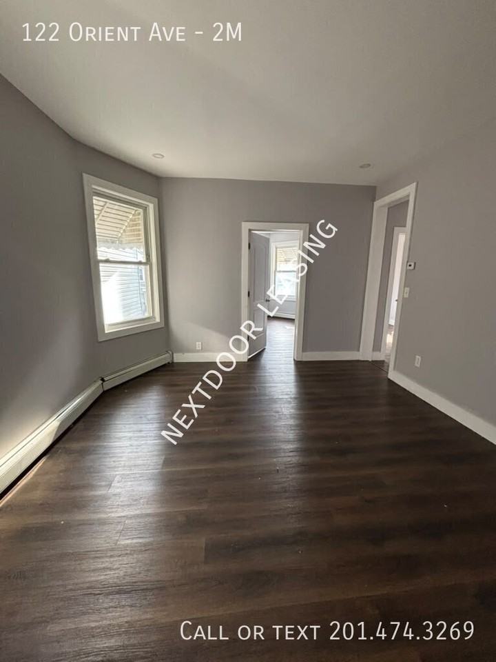 122 Orient Ave #2M - Photo 5 of 11