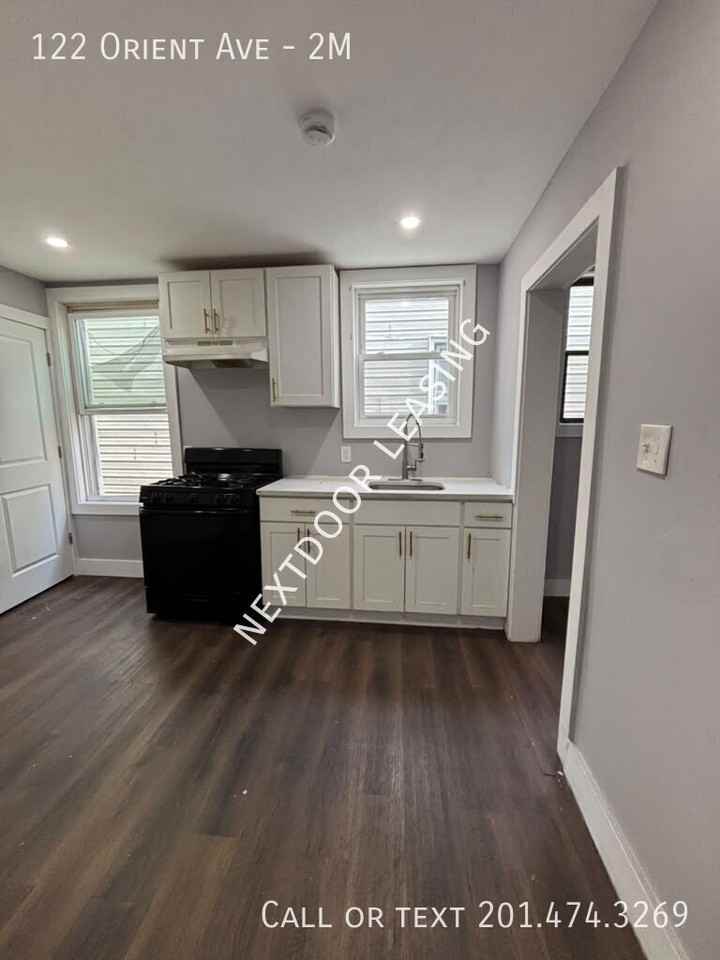 122 Orient Ave #2M - Photo 7 of 11