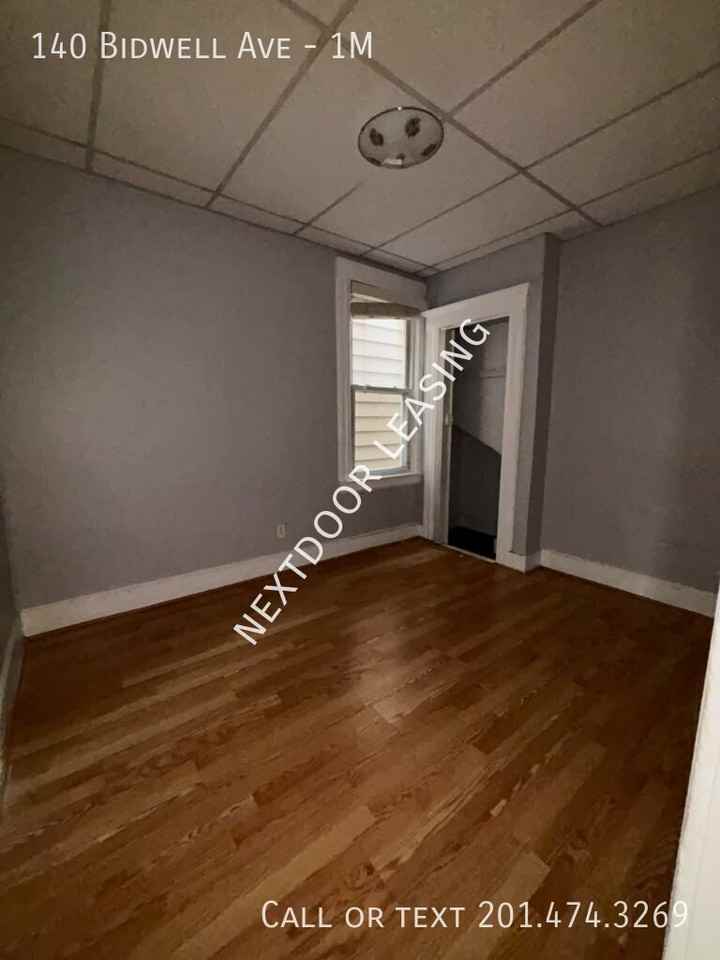 140 Bidwell Ave #1M - Photo 5 of 9