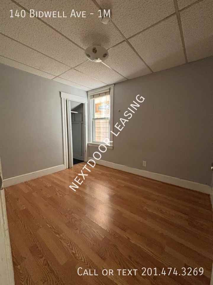 140 Bidwell Ave #1M - Photo 7 of 9