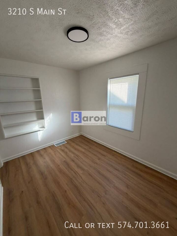 3210 S Main St - Photo 3 of 10