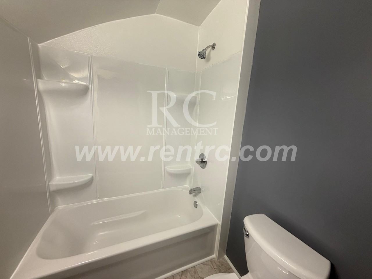 612 E English St #E - Photo 4 of 14