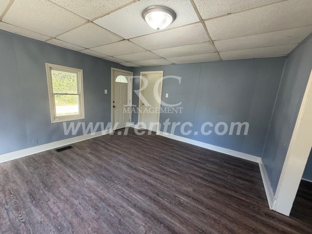 612 E English St #E - Photo 7 of 14