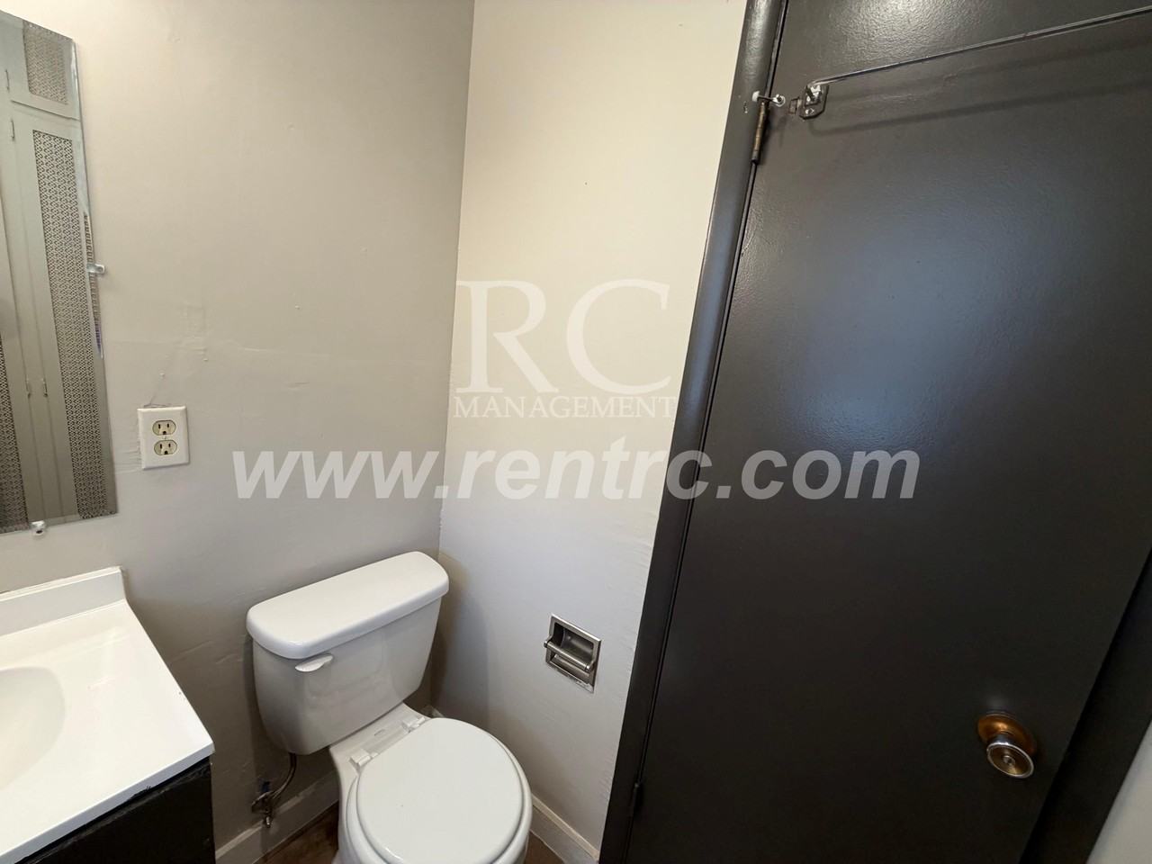 605 Shadowlawn Pl - Photo 6 of 17