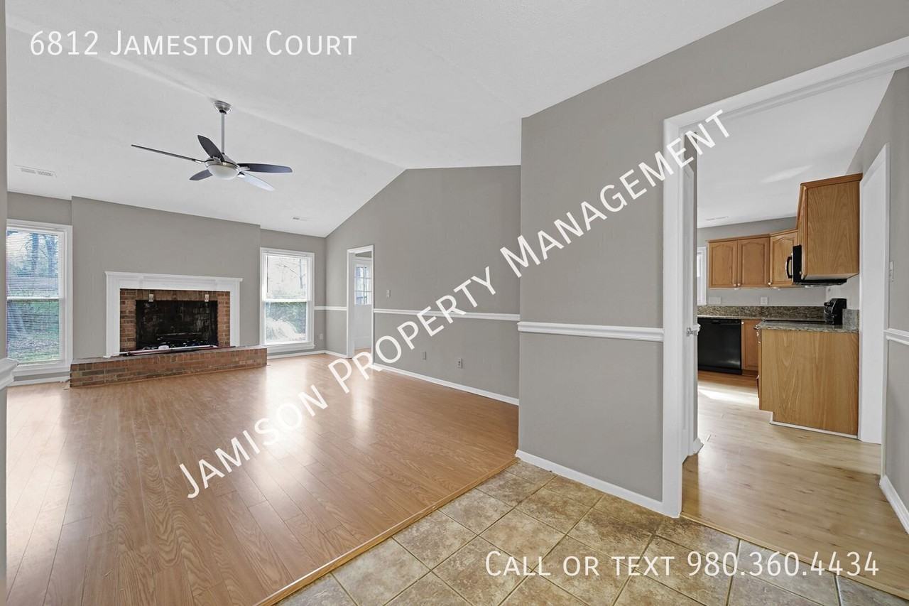 6812 Jameston Ct - Photo 2 of 27