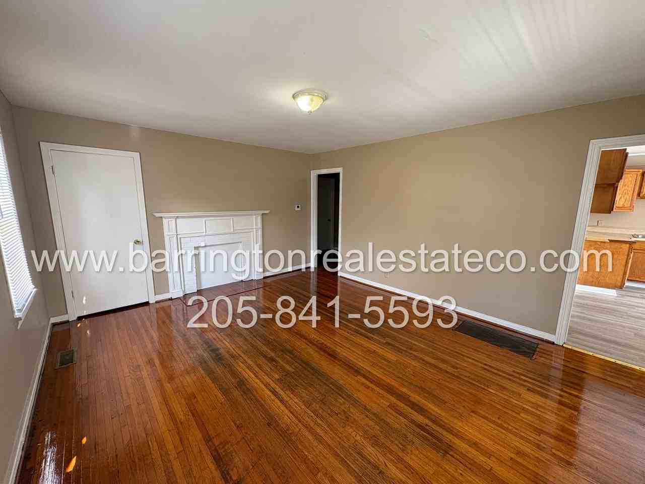 941 Parkway Dr - Photo 3 of 4