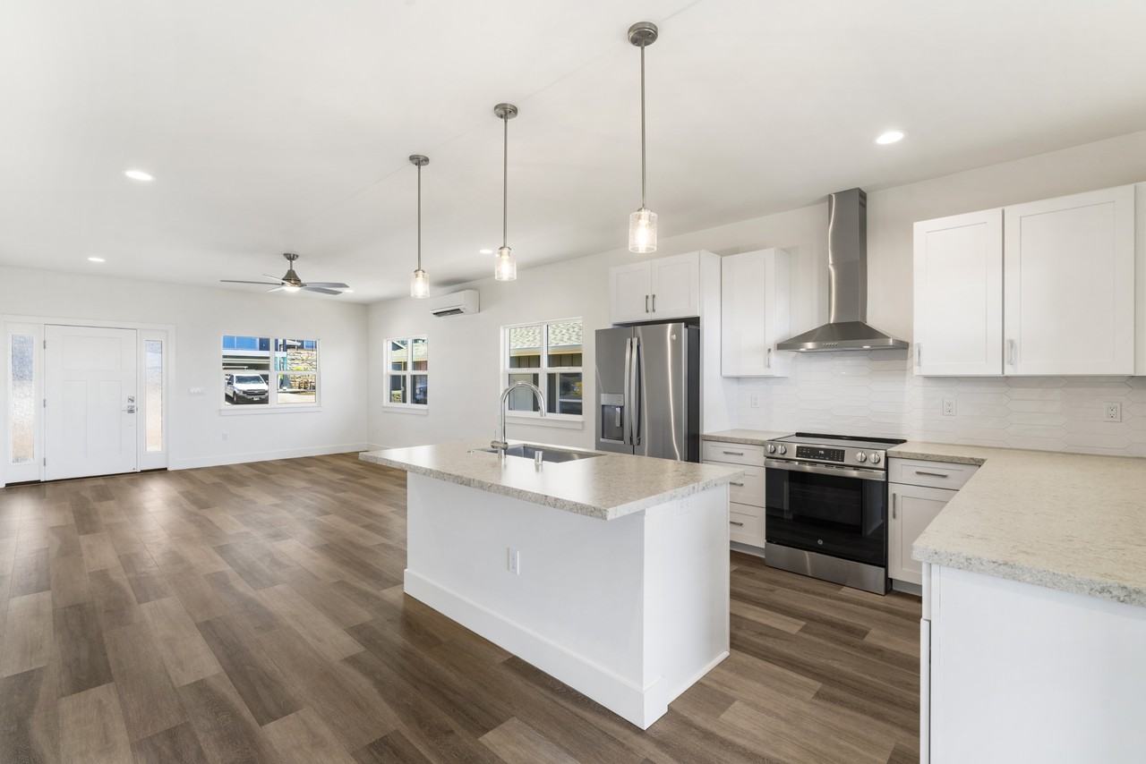 125 Oliona St - Photo 4 of 19