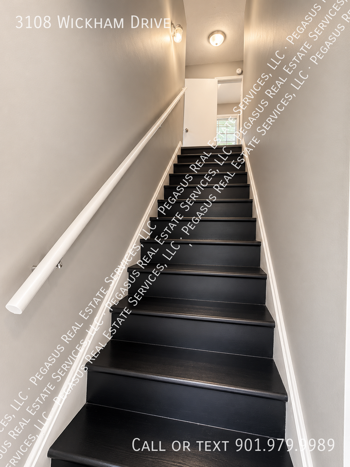 3108 Wickham Dr - Photo 2 of 13