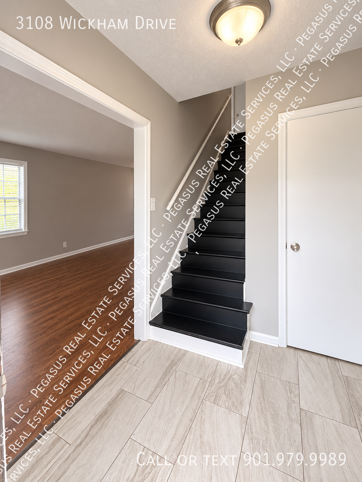3108 Wickham Dr - Photo 4 of 13