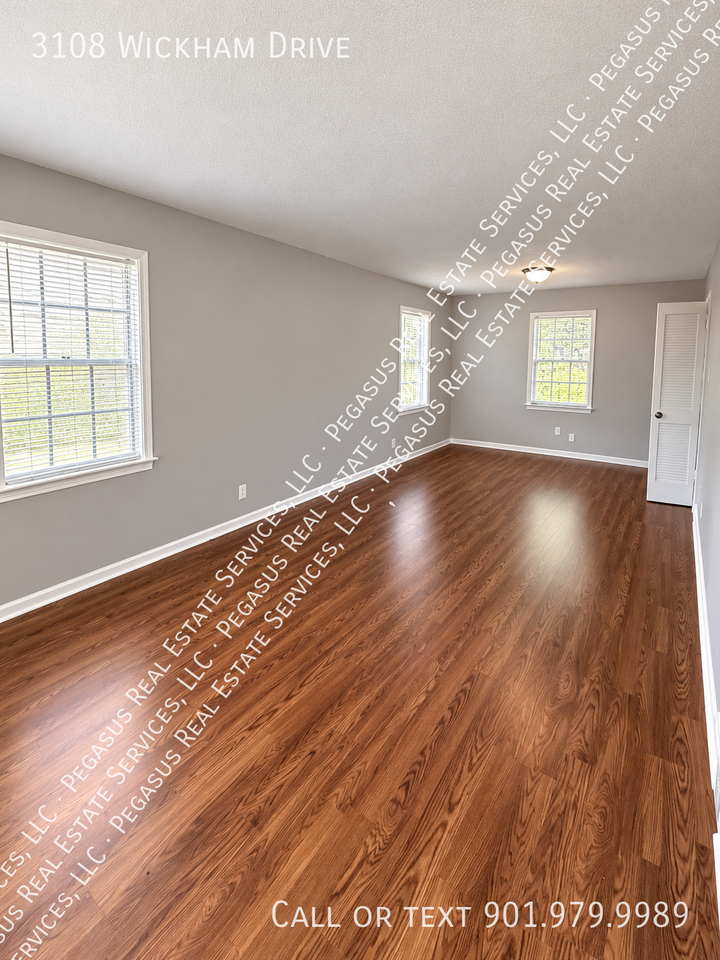 3108 Wickham Dr - Photo 5 of 13
