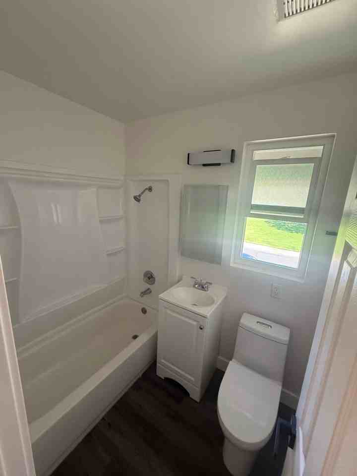 Morley St. Apartments - Photo 7 of 31