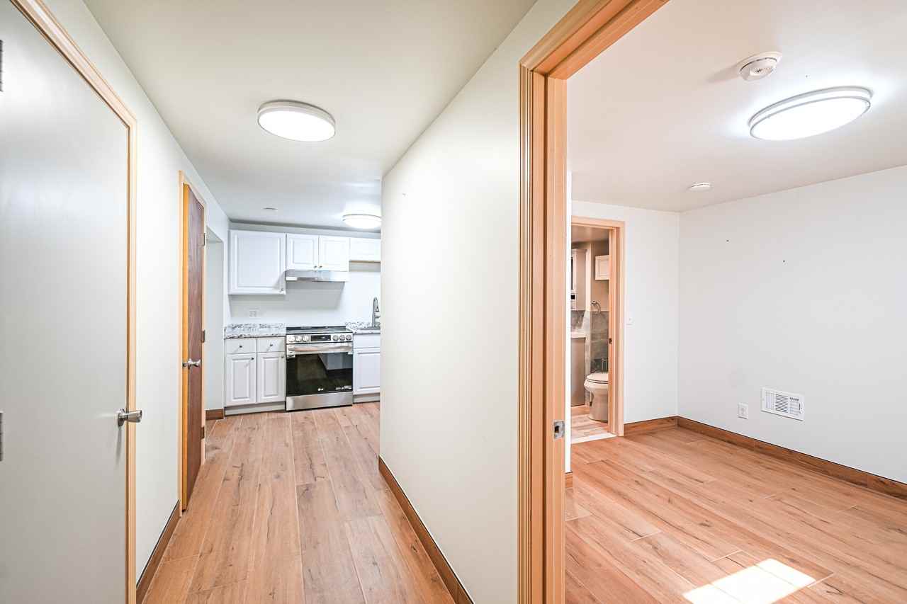 1589 Summit Road - Photo 4 of 22