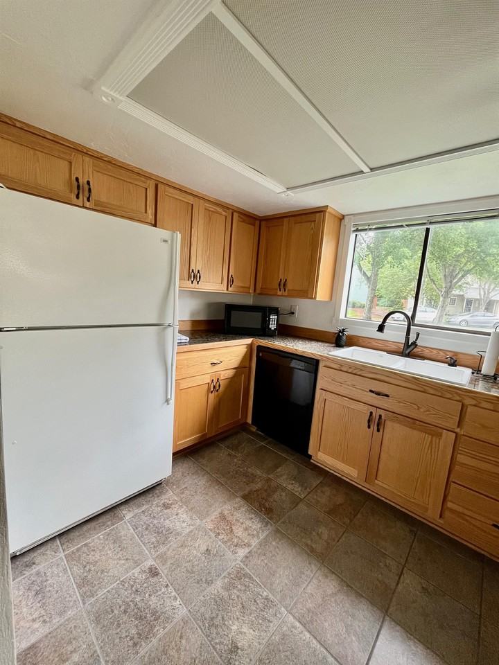 3730 Westleigh Street - Photo 4 of 17