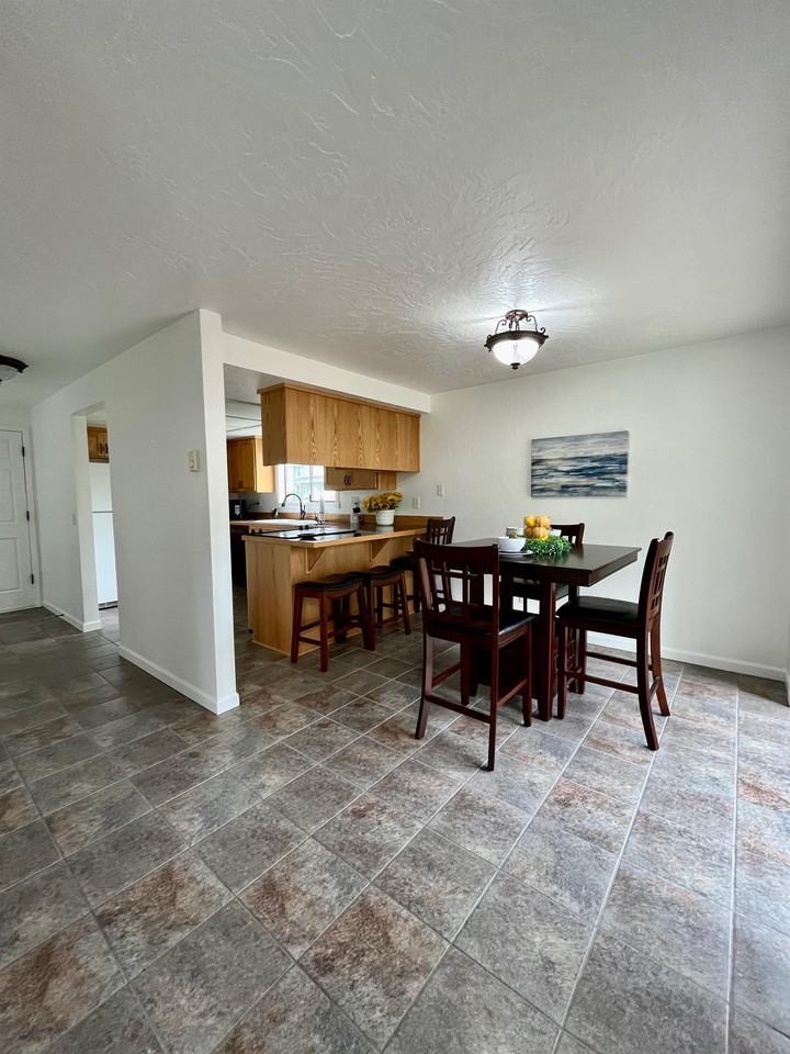 3730 Westleigh Street - Photo 7 of 17