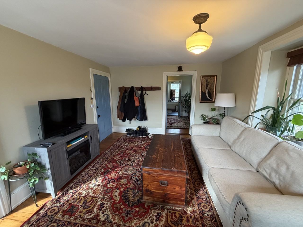 1298 Hares Hill Rd - Photo 3 of 14