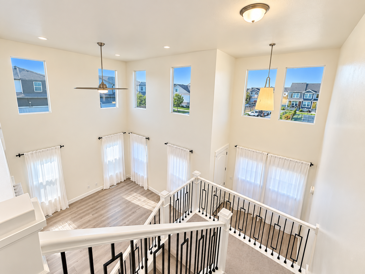 3696 W 1530 N #1 - Photo 3 of 11