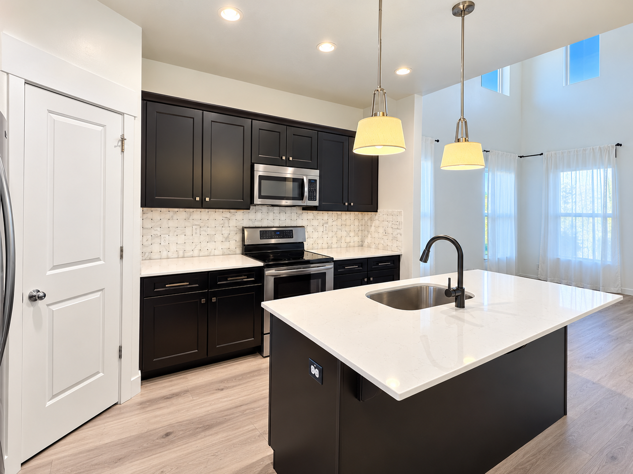 3696 W 1530 N #1 - Photo 4 of 11