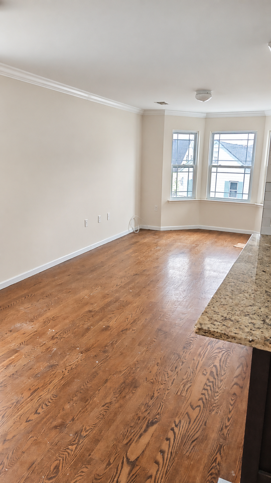 25 Amity Street - Photo 4 of 32
