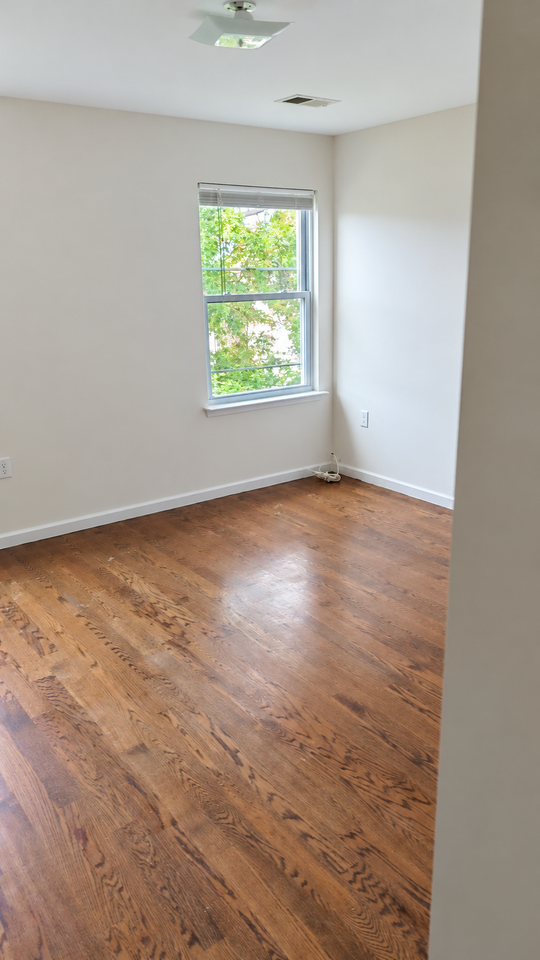 25 Amity Street - Photo 6 of 32