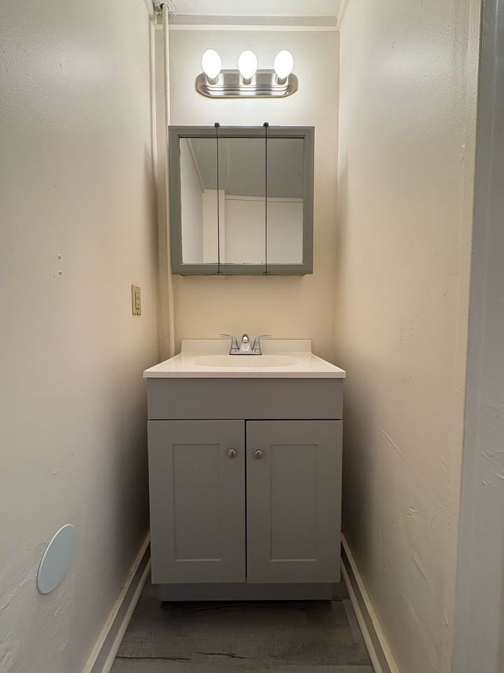 Spring Street (34-36) Bangor LLC - Photo 5 of 6