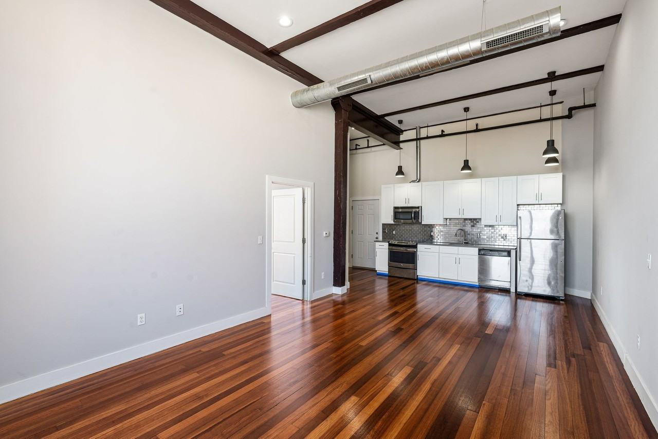 3421 Richmond St #212 - Photo 7 of 14