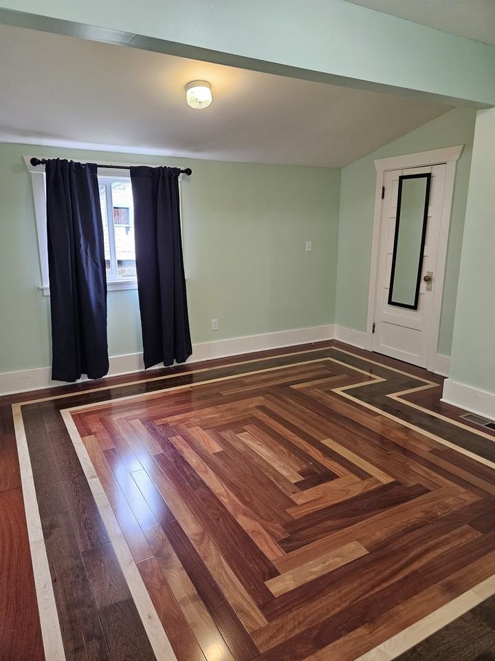 4715 N Pearl St #1 - Photo 3 of 6