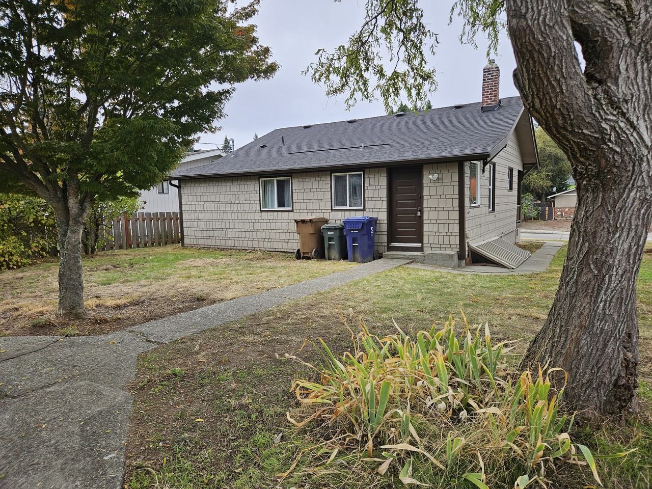 4715 N Pearl St #1 - Photo 6 of 6