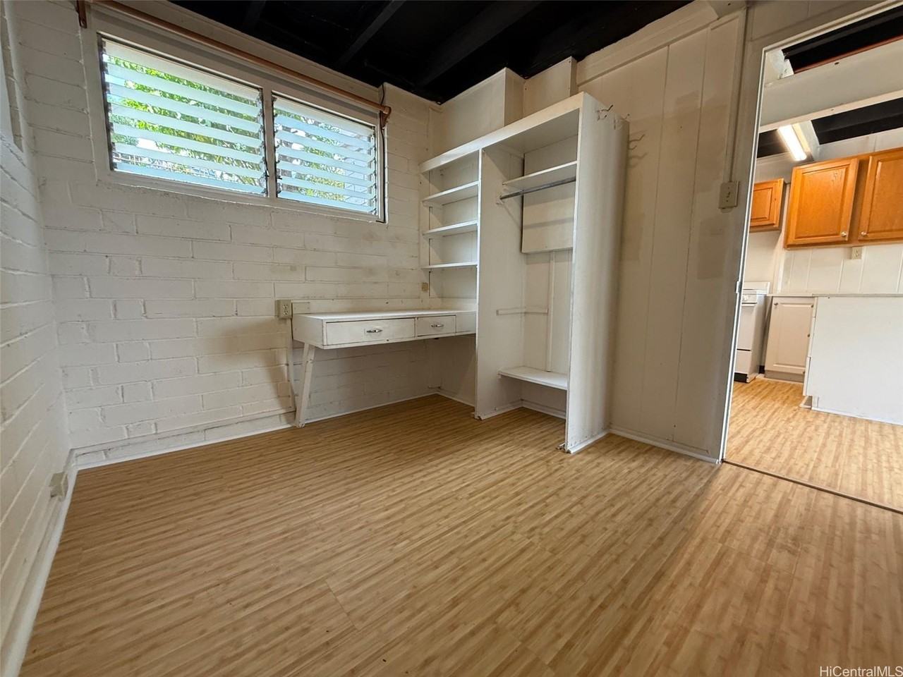 1708 Nakiu Pl - Photo 3 of 18