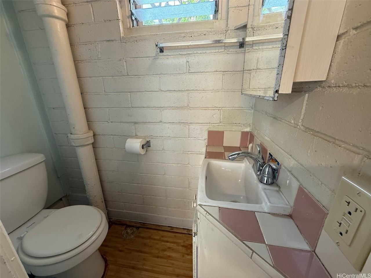 1708 Nakiu Pl - Photo 6 of 18