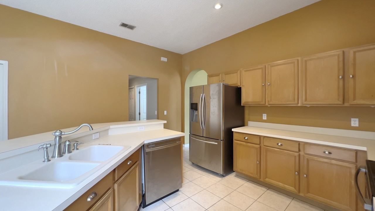 3479 Foxcroft Cir #2 - Photo 5 of 10