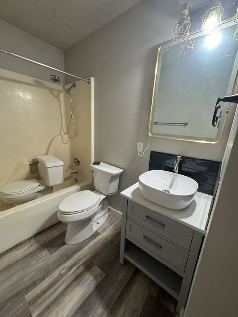 711 W Washington Ave #711-6 - Photo 4 of 6