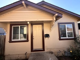 featured image of 906 Del Monte Avenue - 1Apt B #1