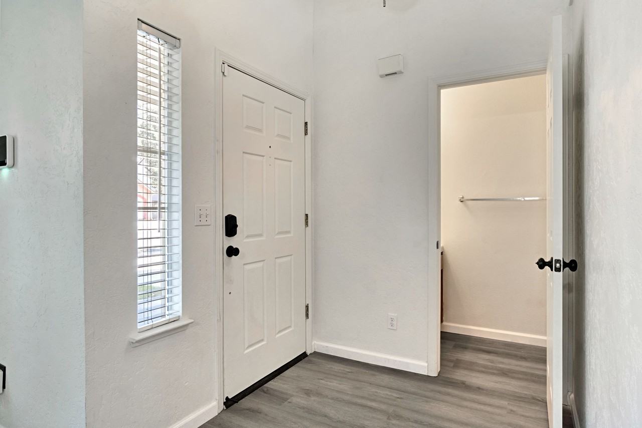 1809 E Jordan Ave #1 - Photo 5 of 30