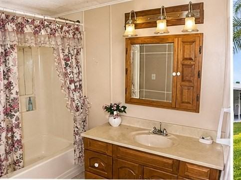 5408 Powhattan Street - Photo 6 of 10