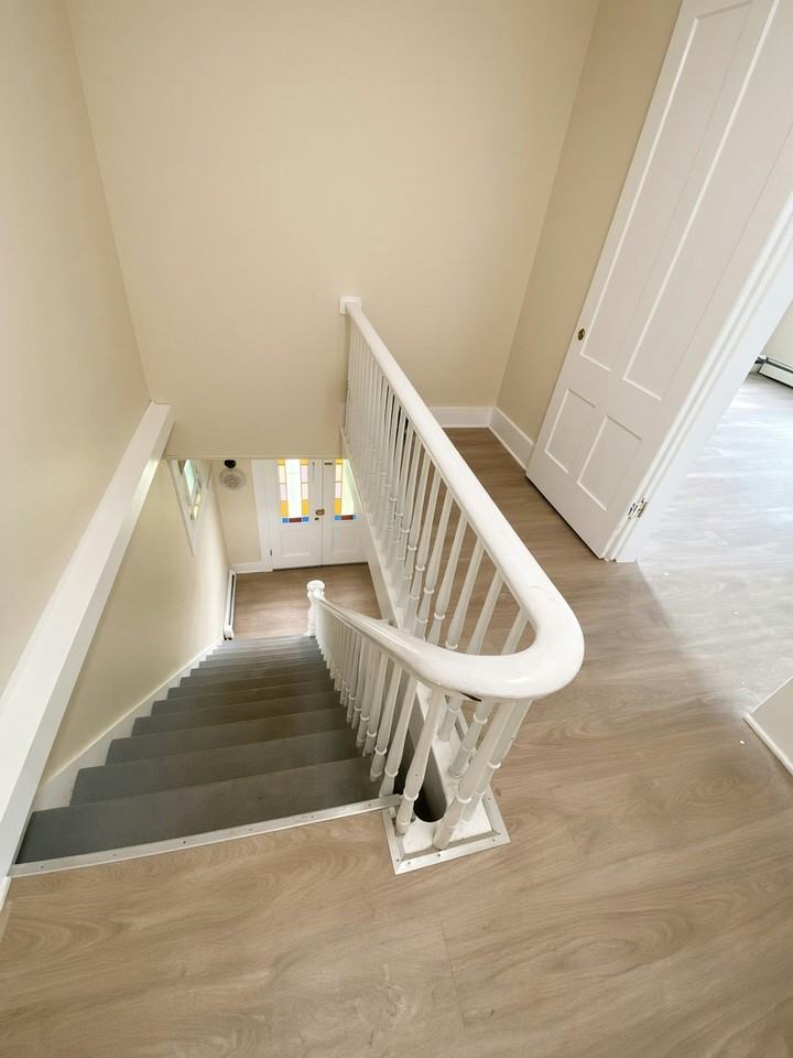 75 Beech Street, Unit A - Photo 4 of 12