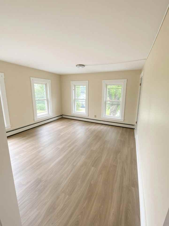 75 Beech Street, Unit A - Photo 5 of 12
