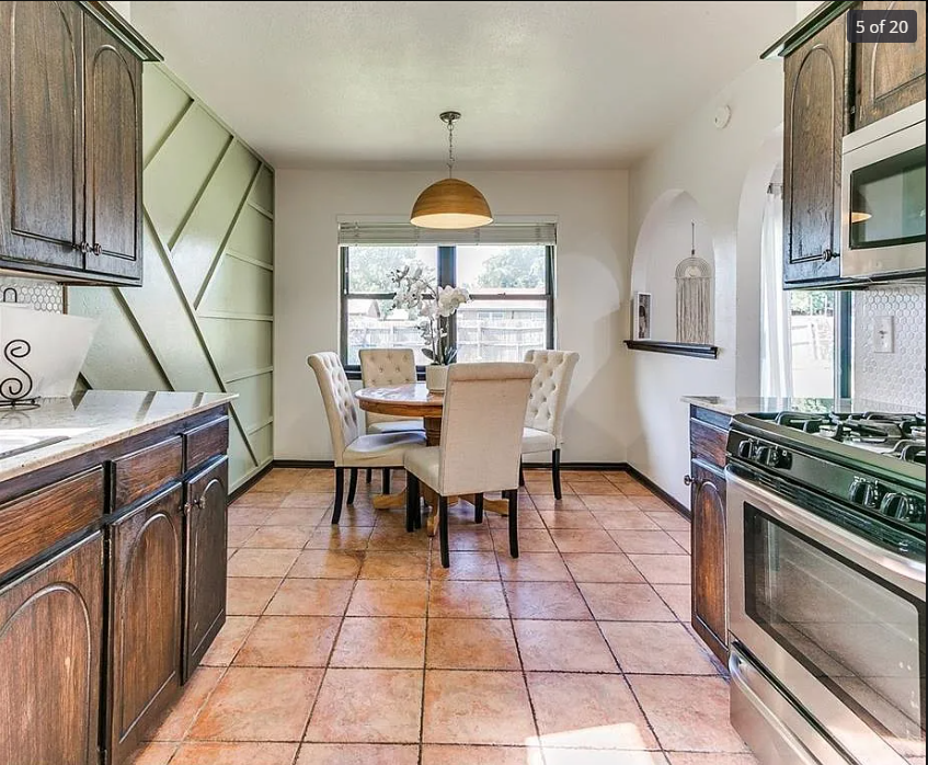 8821 Cedar Lane - Photo 4 of 10