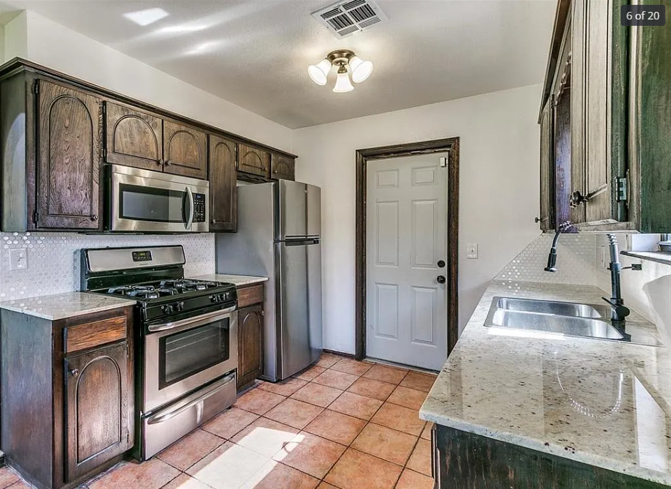 8821 Cedar Lane - Photo 7 of 10