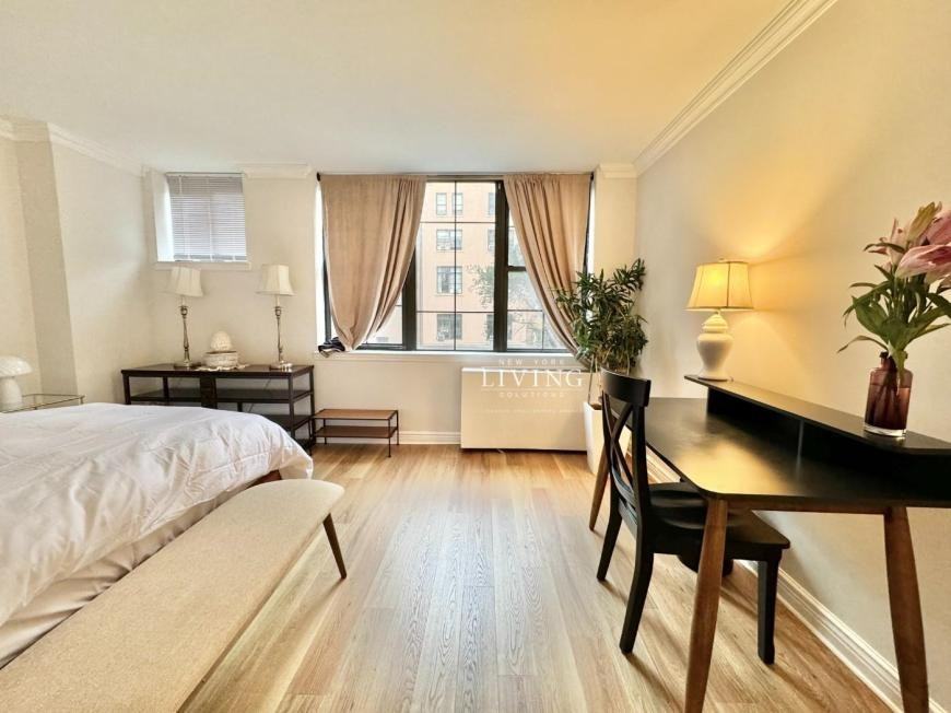 222 W 14th St