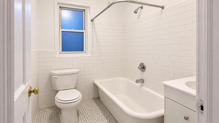4582 Manhattan College Pkwy - Photo 5 of 5