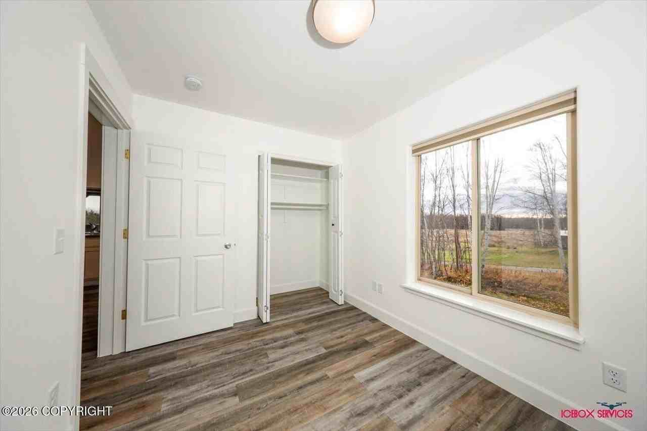 706 E Mckenzy Menard Cir - Photo 6 of 34